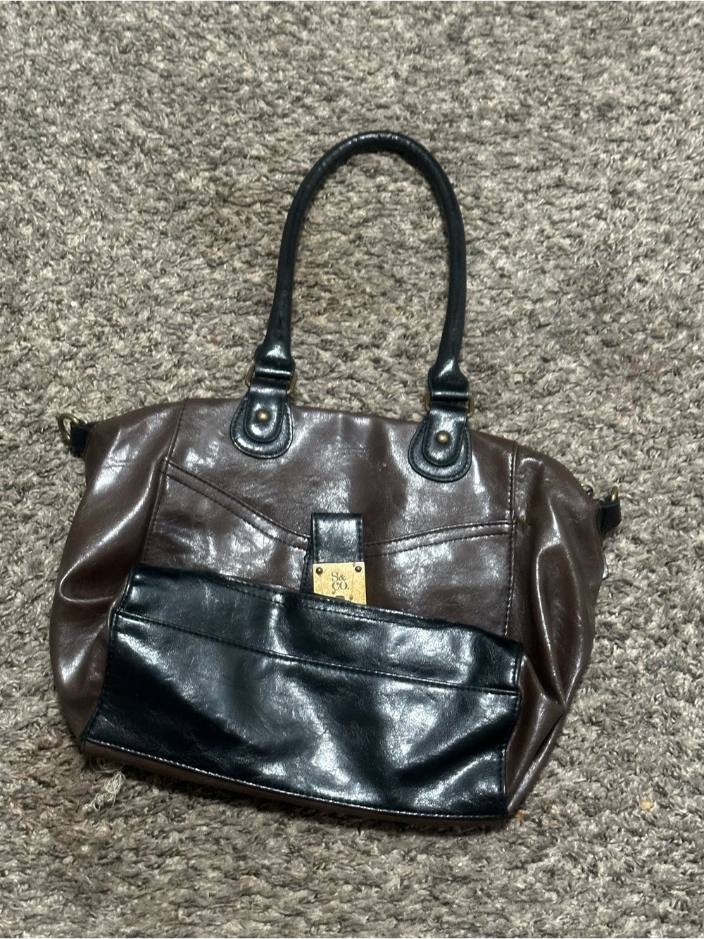 Two-Tone Brown and Black Shoulder Bag with Front Pocket